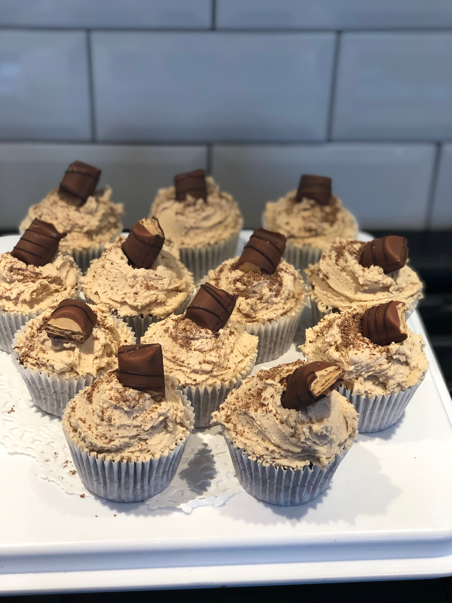Kinder Bueno Cupcakes - 12 Cupcakes