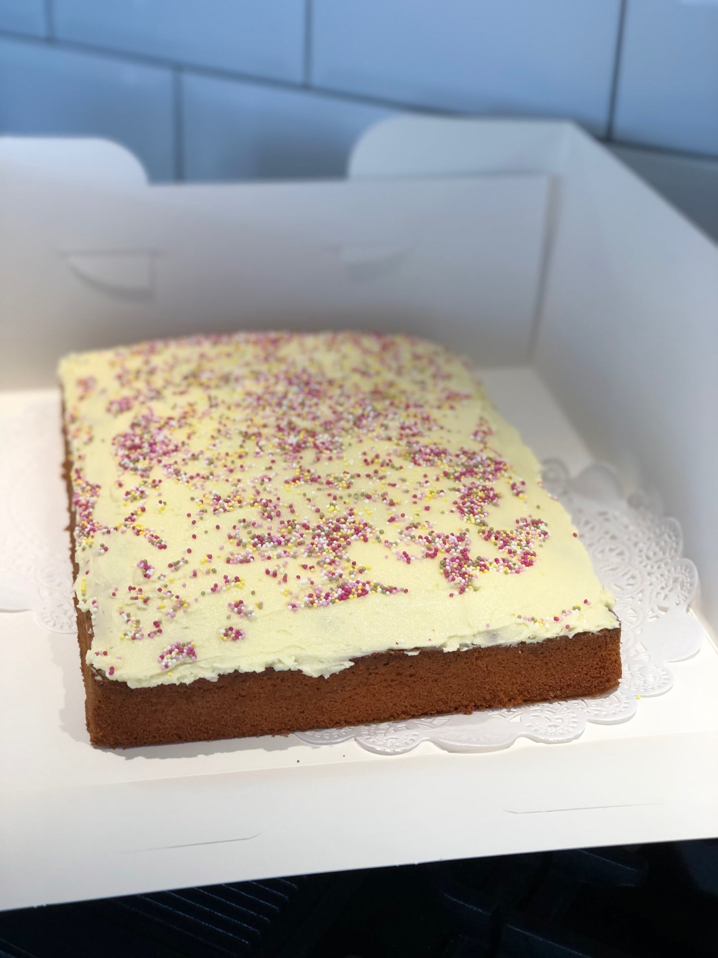 Iced Vanilla Traybake
