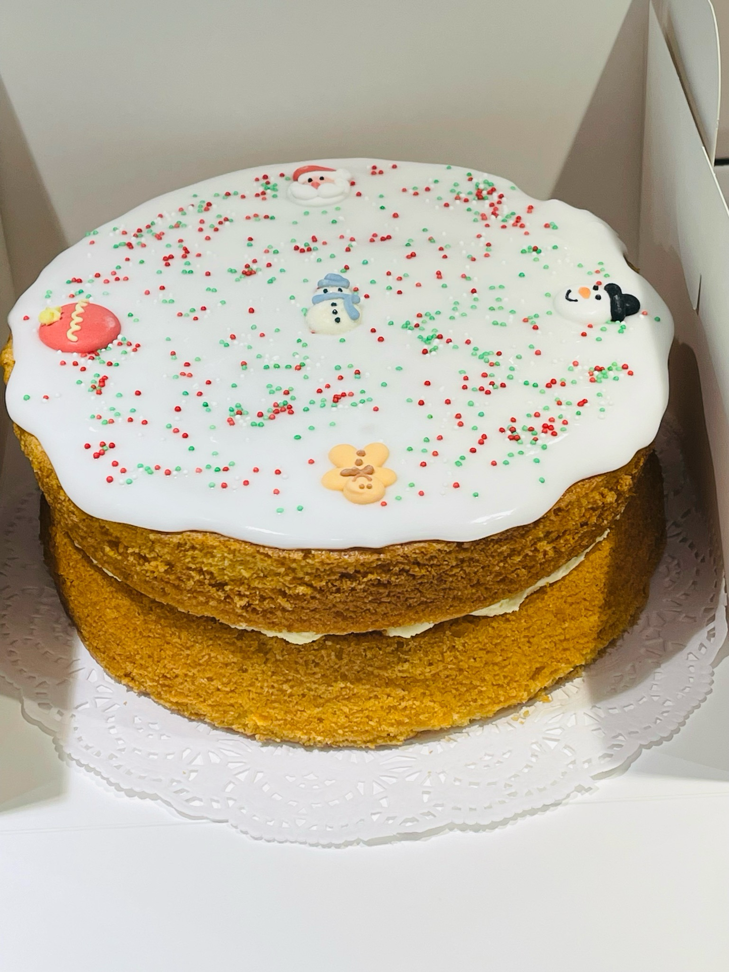 Festive Sponge with Icing