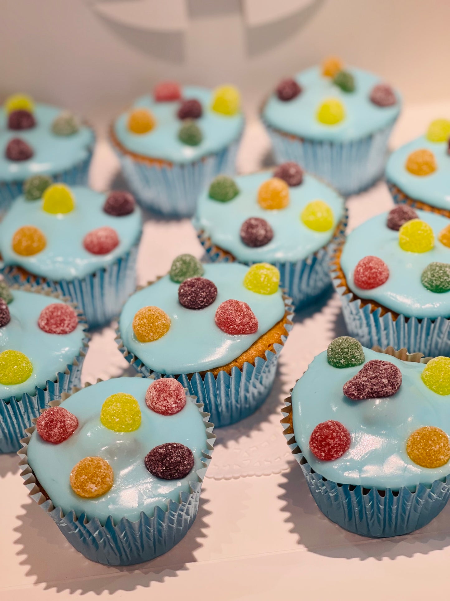 Vanilla Sweetie Cupcakes - 12 Cupcakes