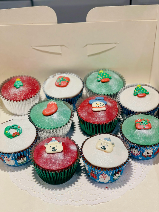 Festive Cupcakes with Fondant Icing