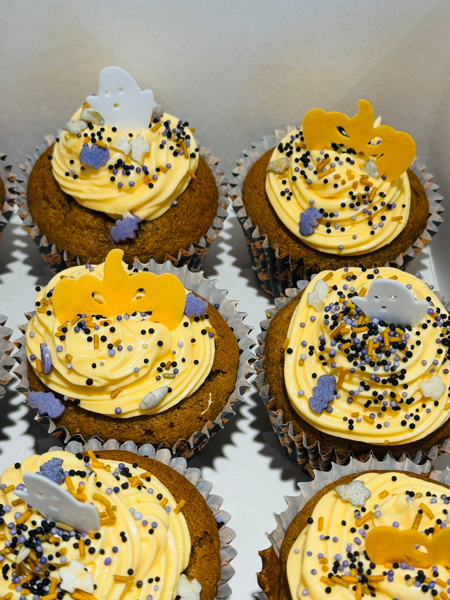 Halloween Pumpkin & Cinnamon Cupcakes